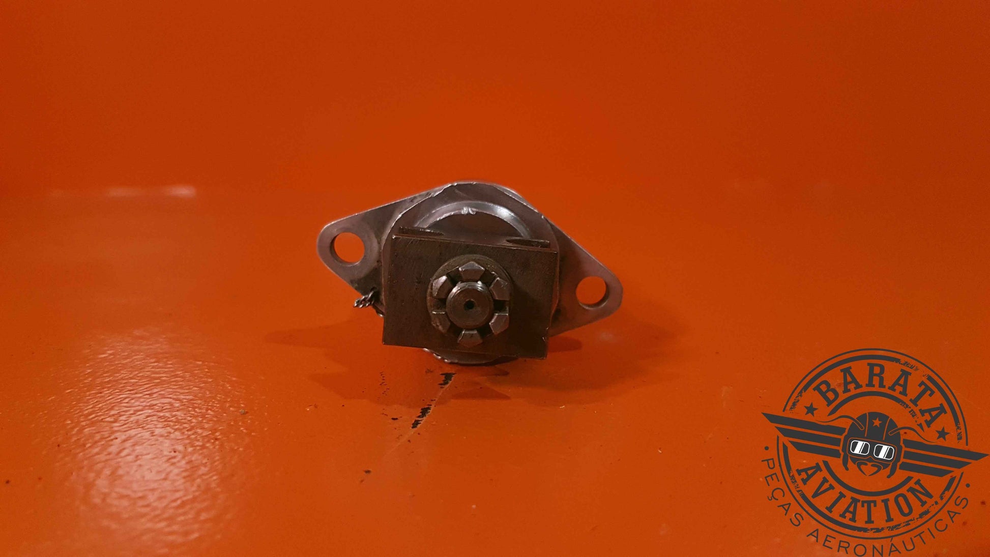 4953503-11 Dee Howard Latch Actuador Assy
