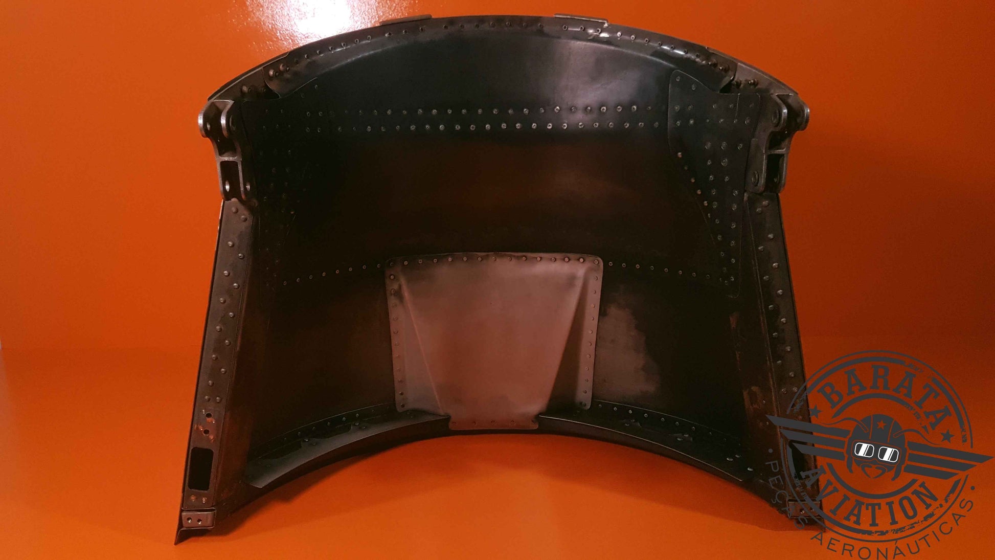 4953102-9 Learjet R/H  Thrust Reverser Bucket