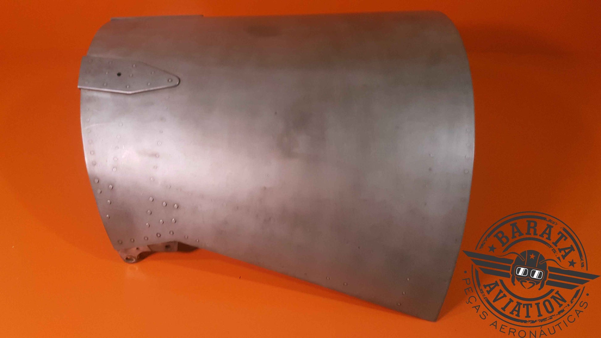 4953102-9 Learjet R/H  Thrust Reverser Bucket