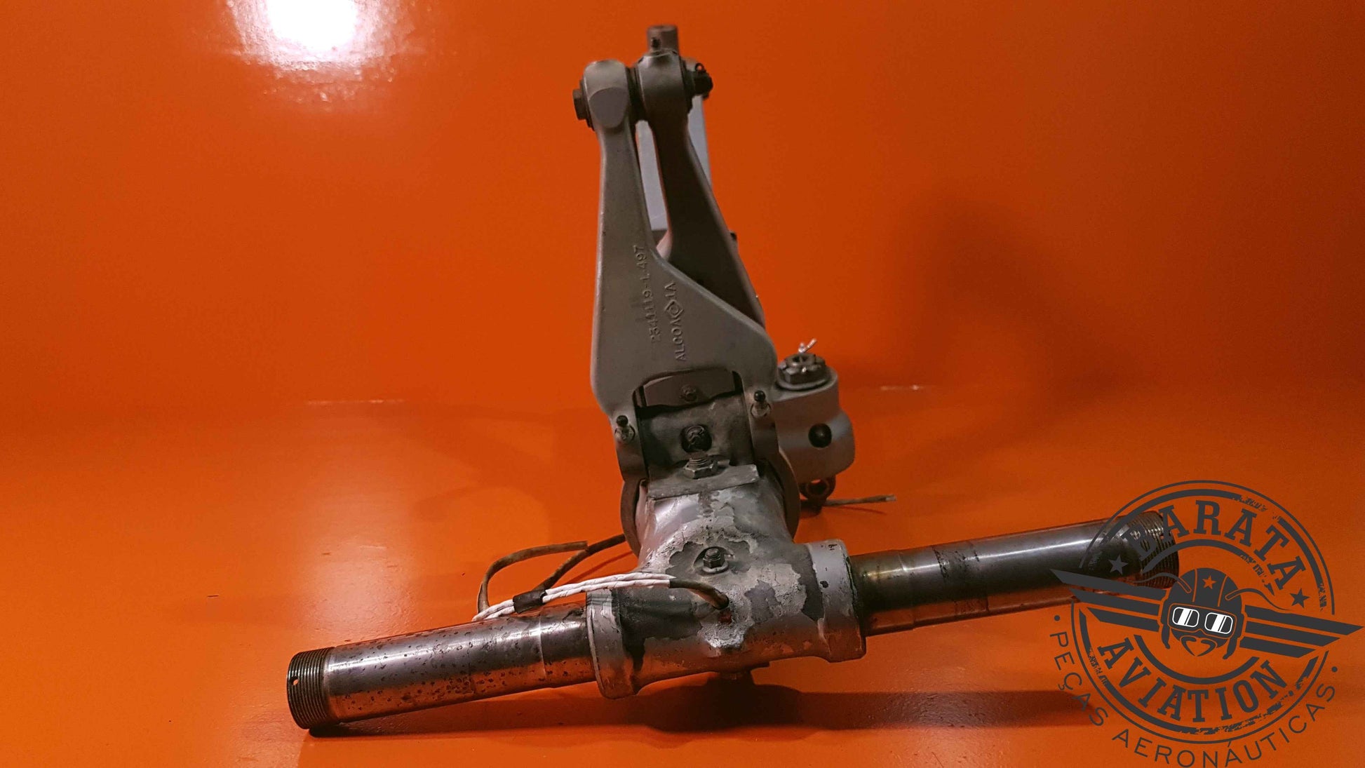 5441100-69 Learjet Strut Assy