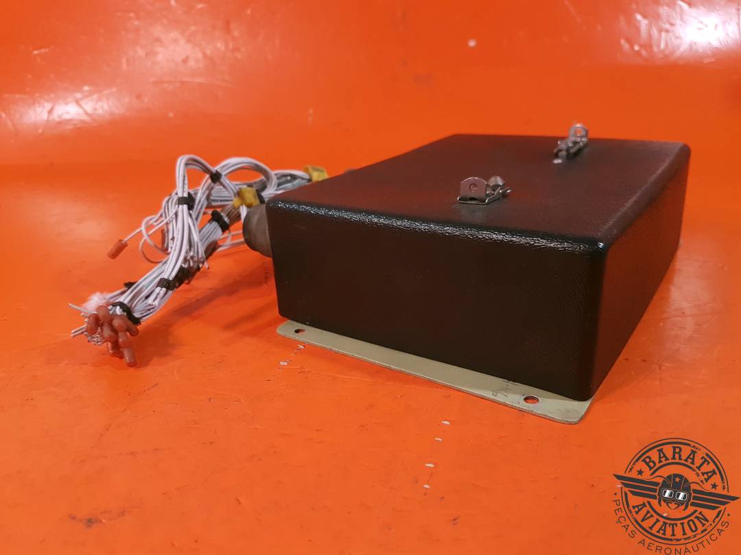 2818106-13 Caja de relés Gates Learjet - Control de combustible - Con conectores