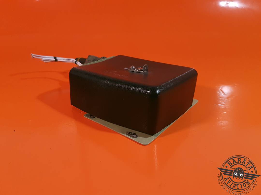 2518337-3 Conjunto de caja de relés Gates Learjet - Con conectores