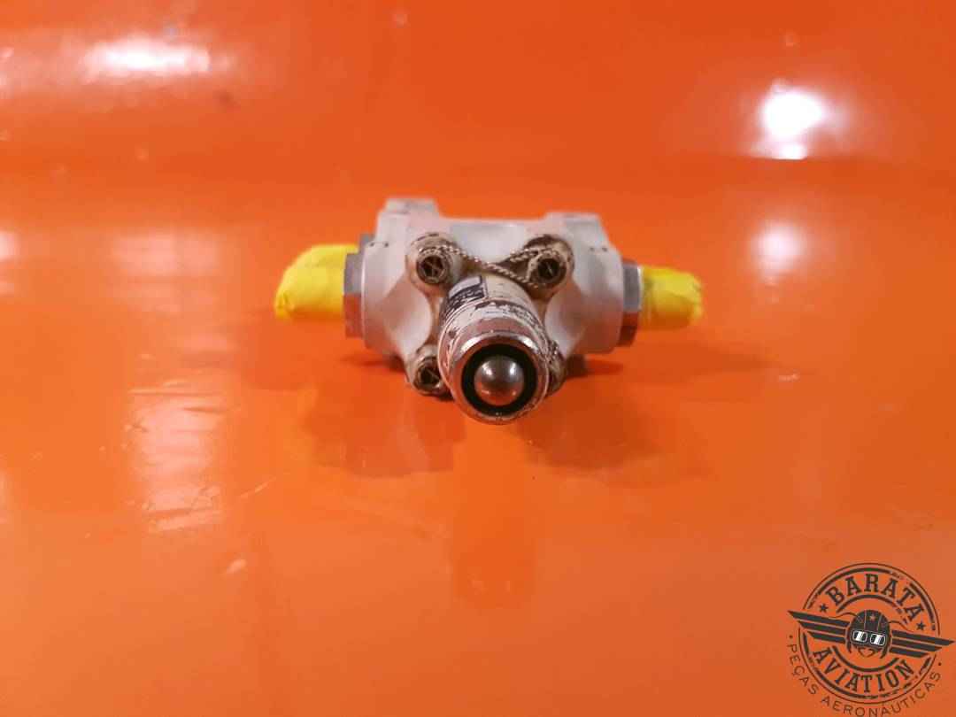 120-32943-001 Embraer Sequence Valve Assy