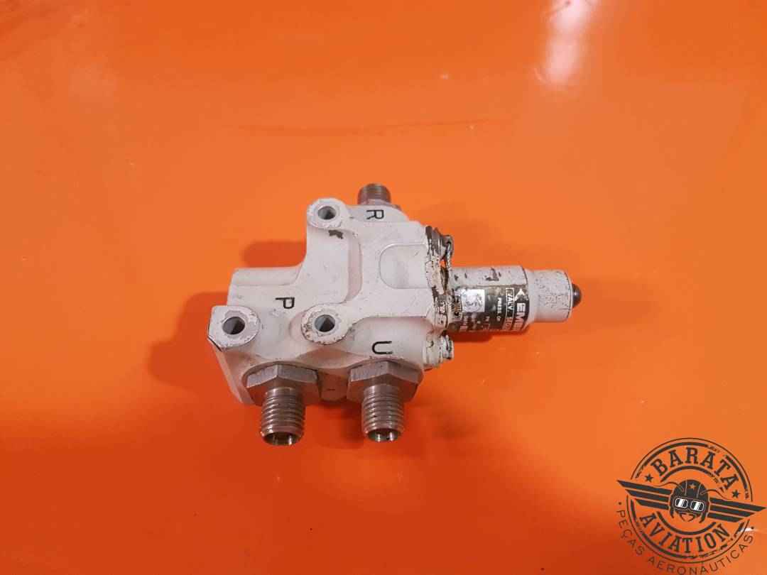 120-32943-001 Embraer Sequence Valve Assy - 3000 psi 