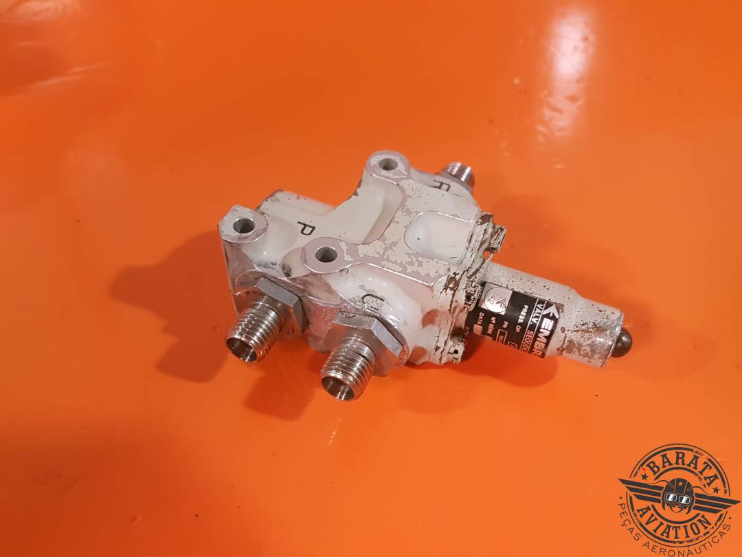 120-32943-001 Embraer Sequence Valve Assy - 3000 psi