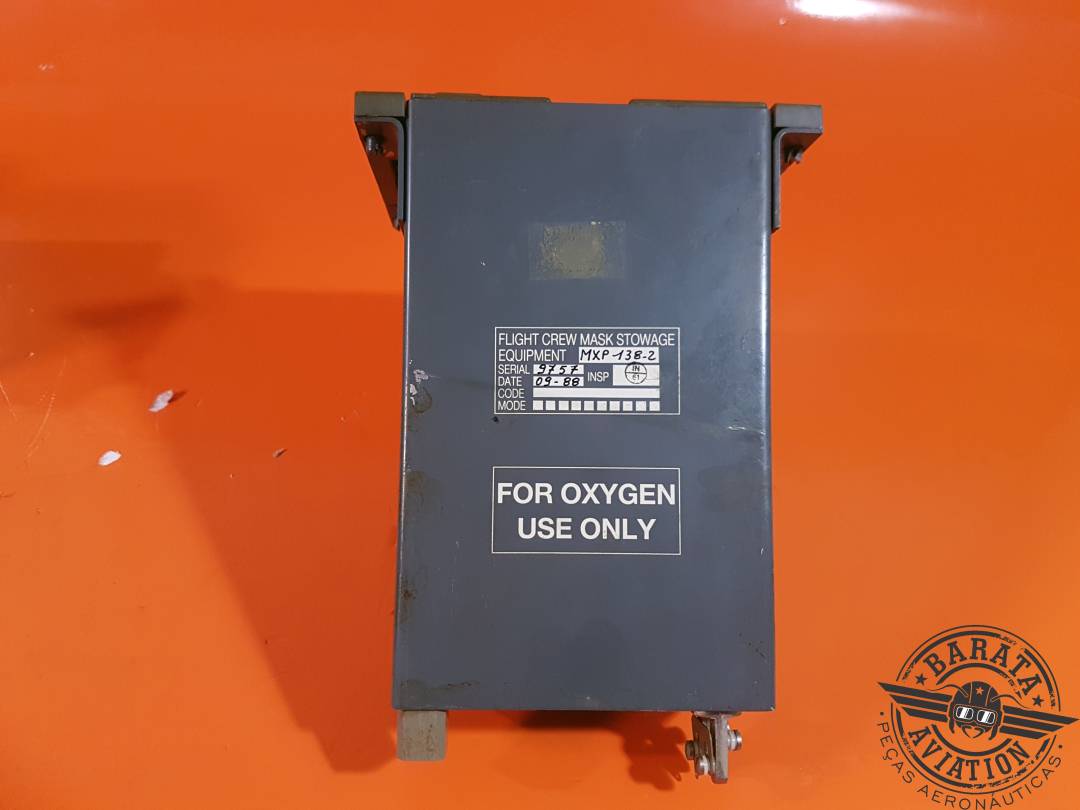 XP138-2 Flight Crew Mask Stowage