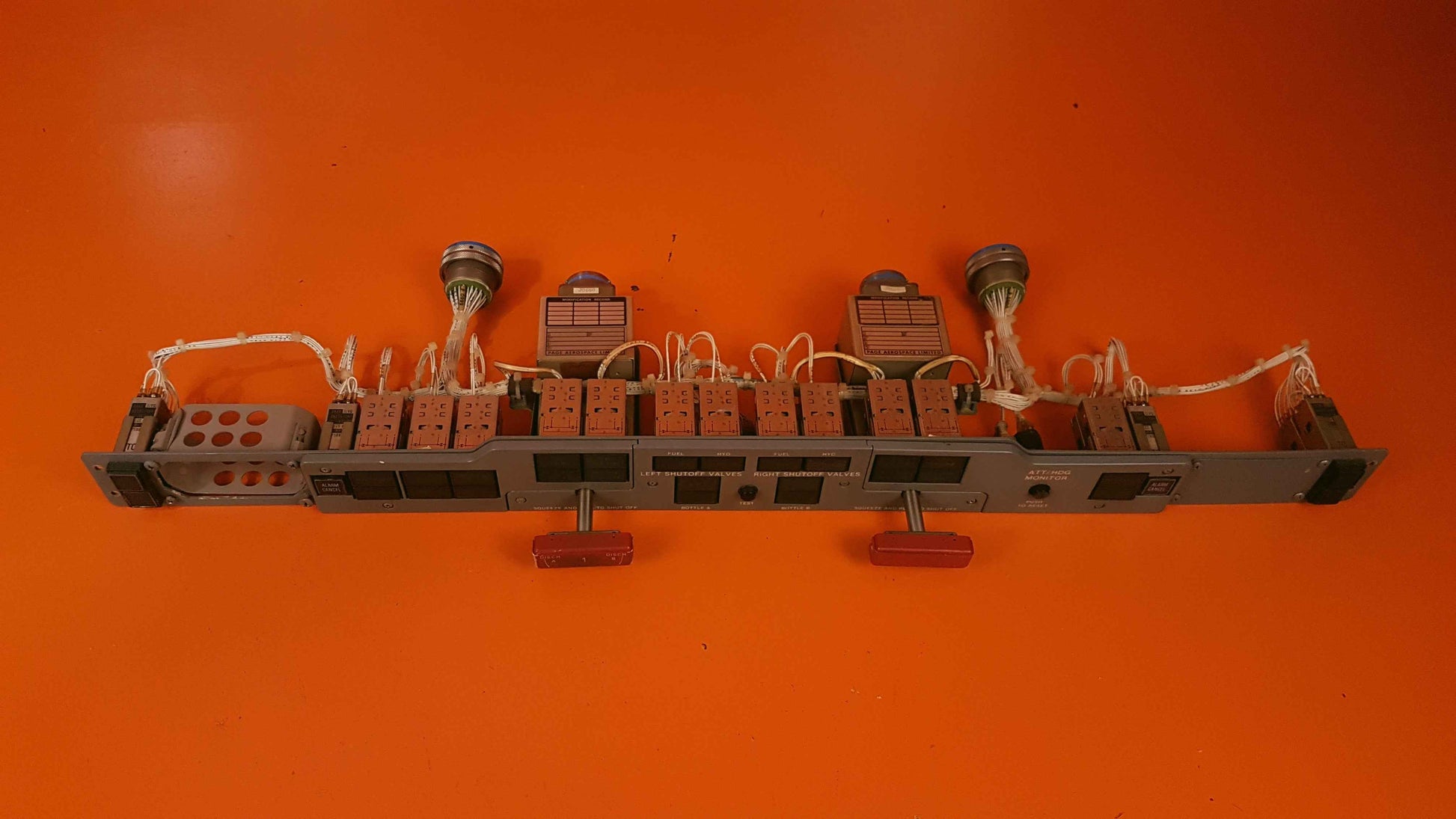 120-44982-001 Embraer Annunciator Pannel