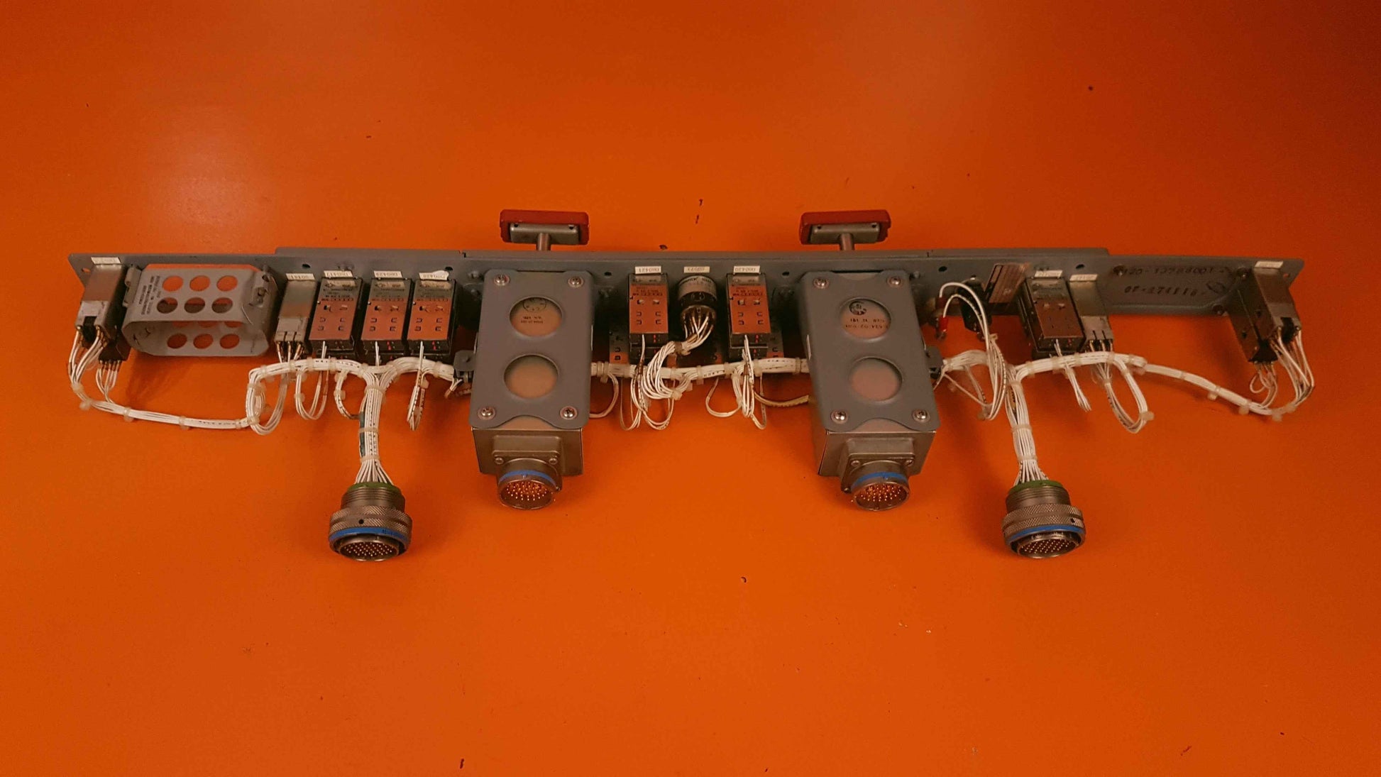 120-44982-001 Embraer Annunciator Pannel