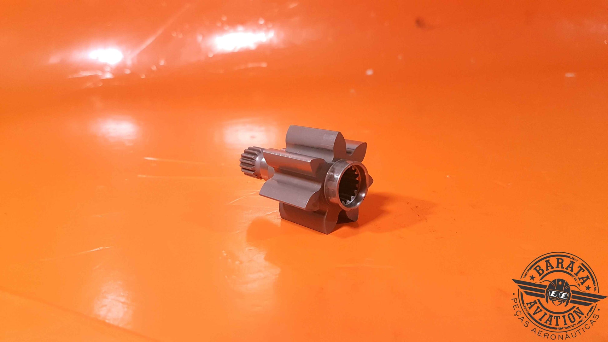 3059734-01   Pratt &  Whitney Gearshaft