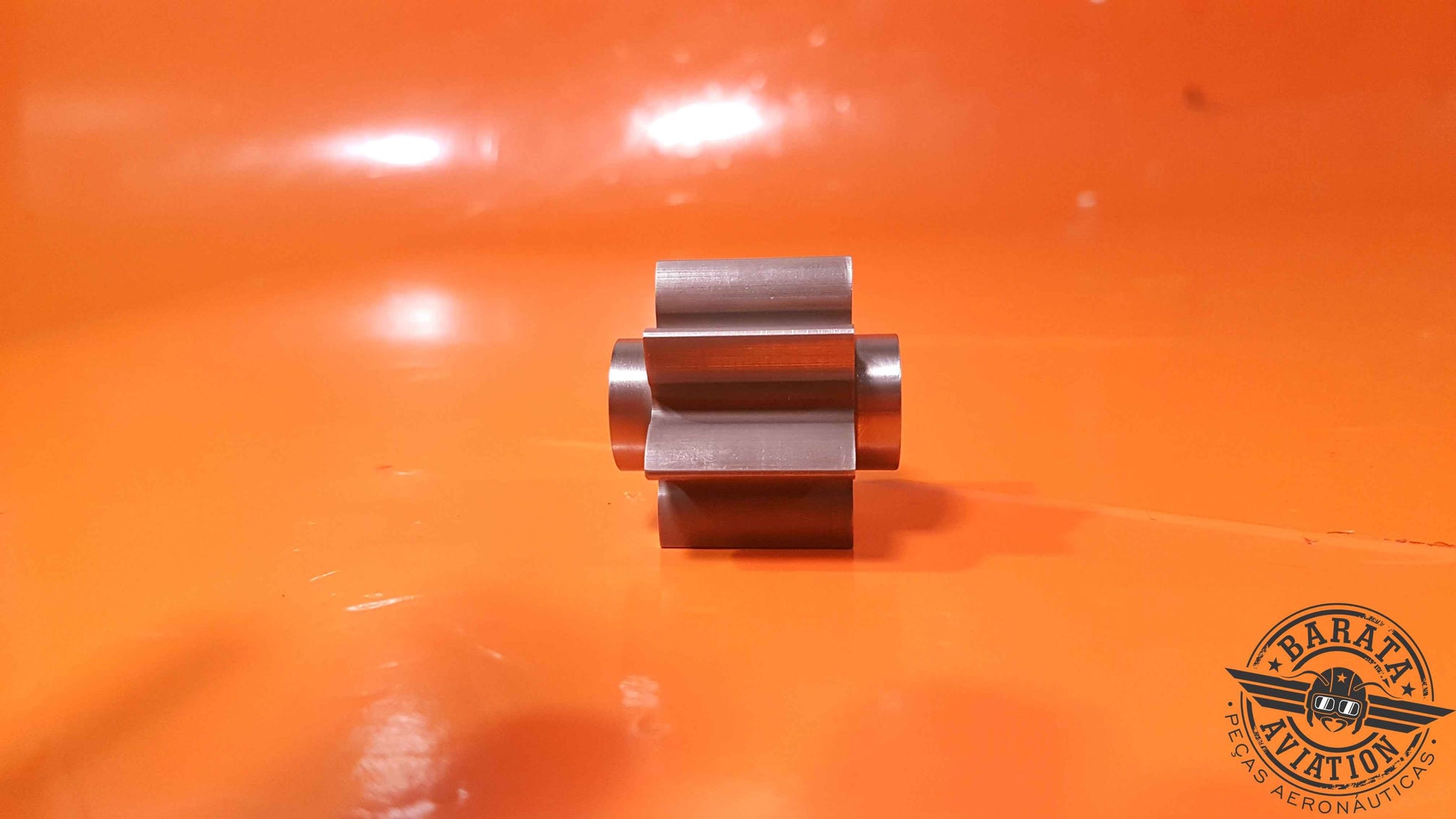 3059915-01   Pratt & Whitney Gearshaft