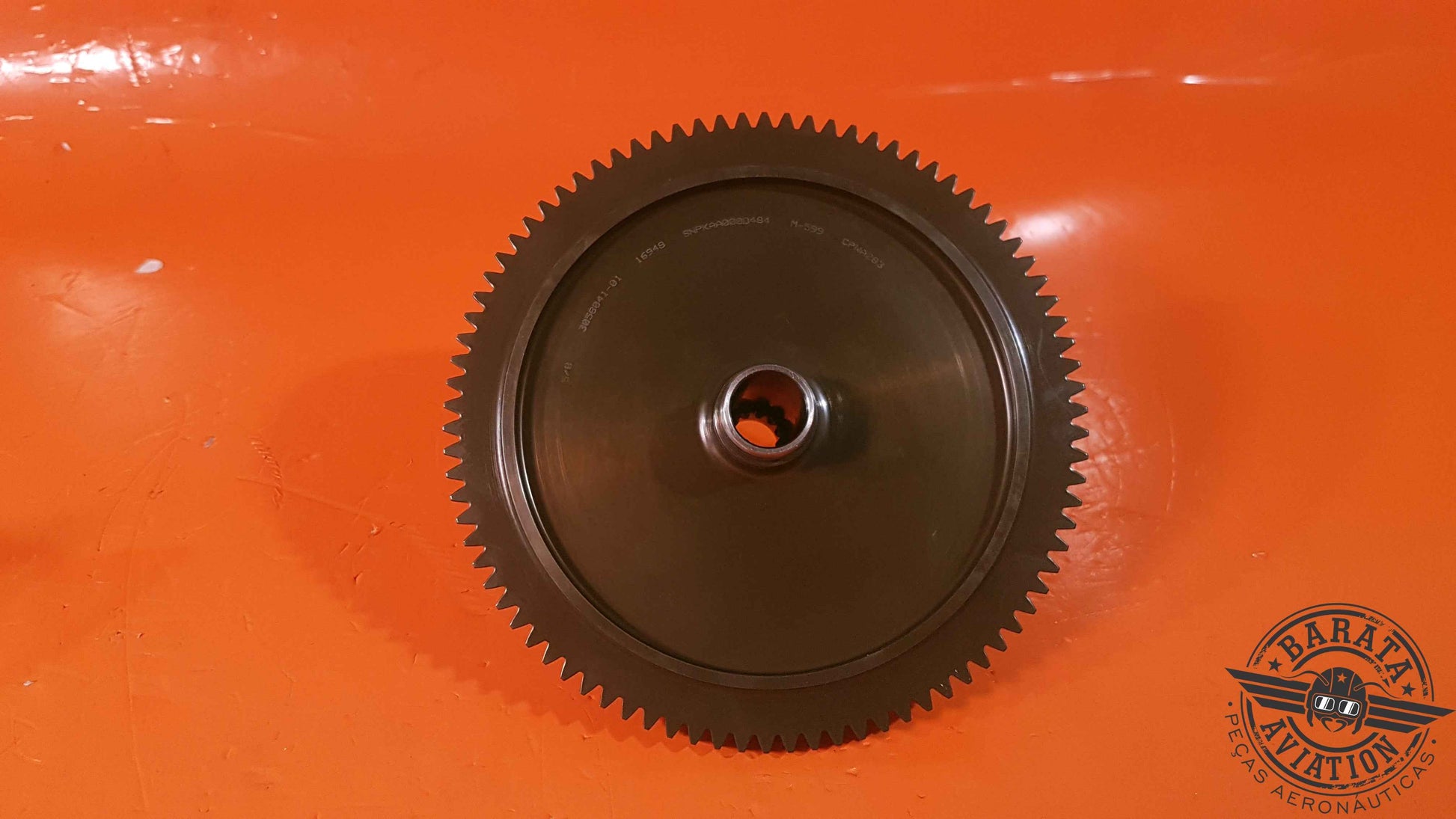 3058041-01   Pratt &  Whitney Gearshaft