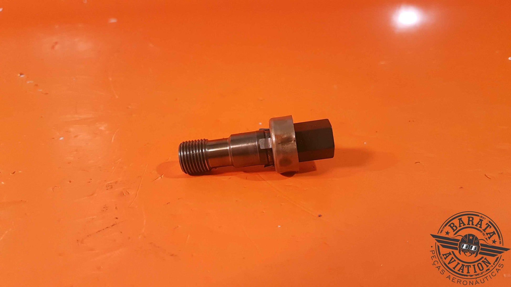3111764-01   Pratt & Whitney Bolt