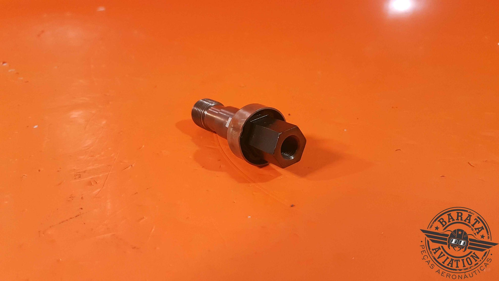 3111764-01   Pratt & Whitney Bolt
