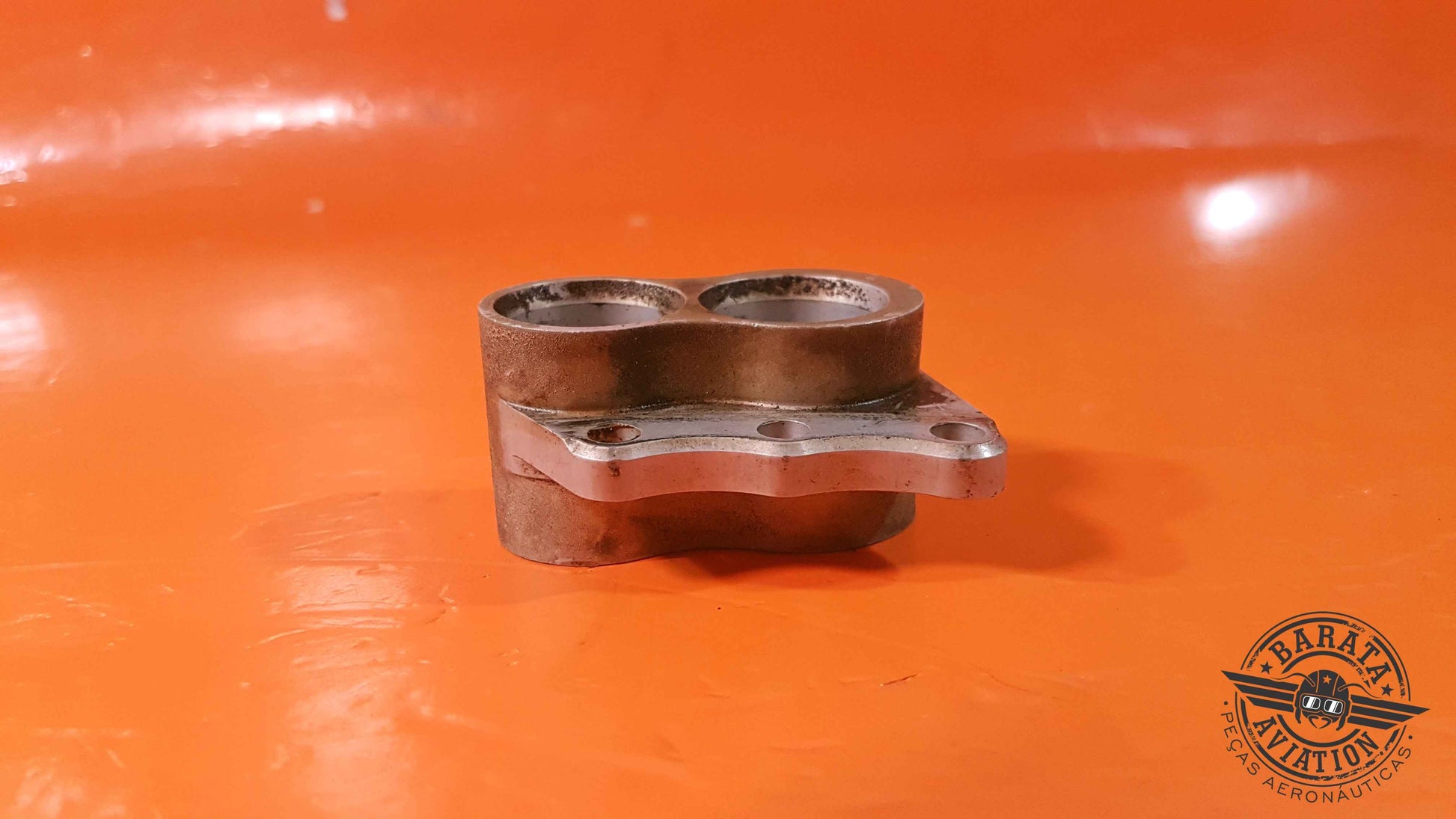 3057415-01   Pratt &  Whitney Coupling