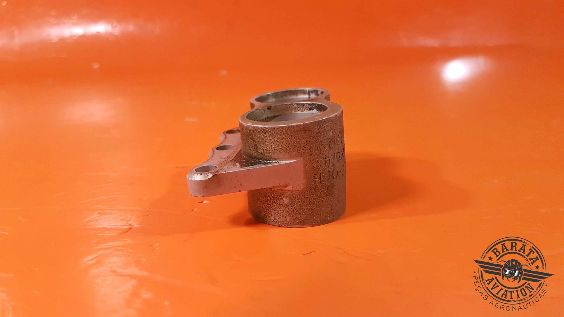 3057415-01   Pratt &  Whitney Coupling