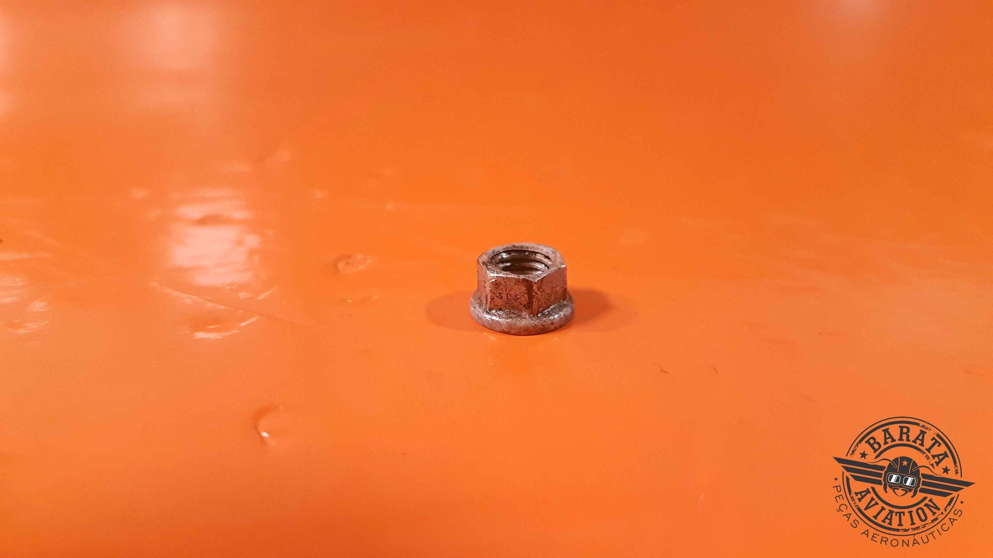 ST3245-10   Pratt & Whitney Nut W