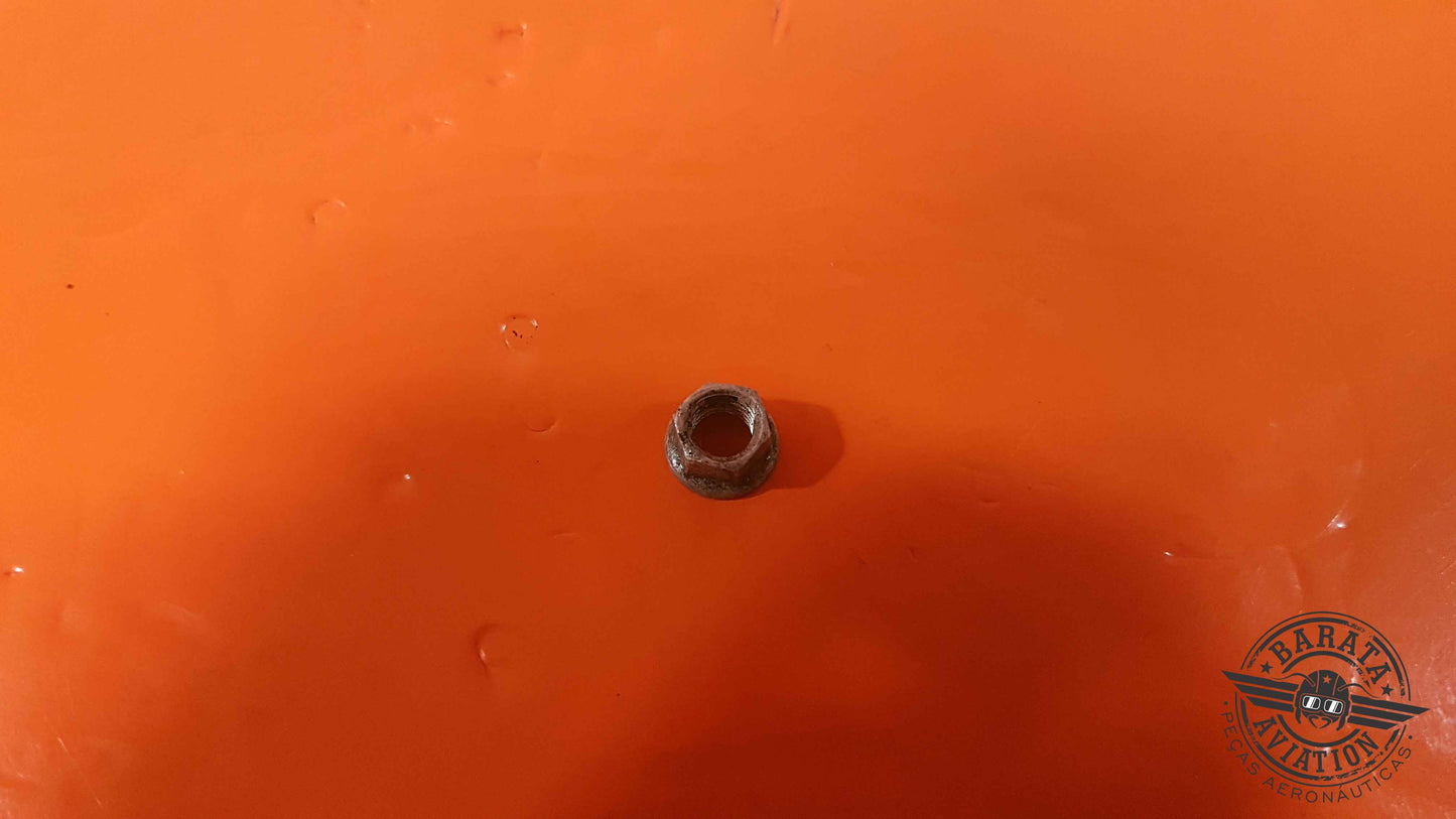 ST3245-10   Pratt & Whitney Nut W