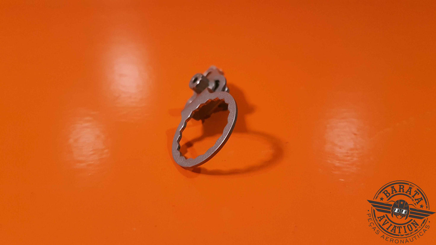 3052880-01   Pratt & Whitney Bracket Assy