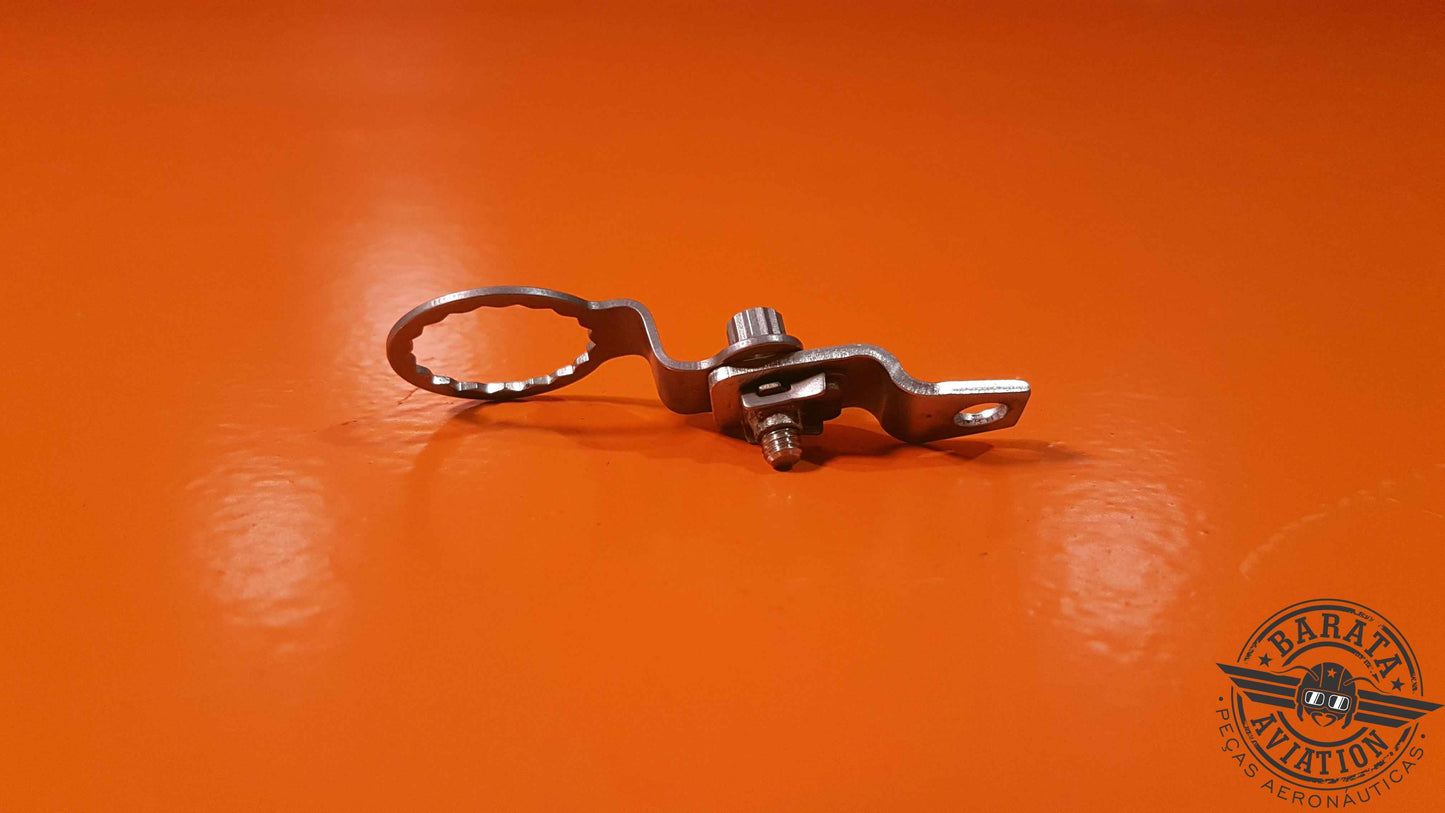 3052880-01   Pratt & Whitney Bracket Assy