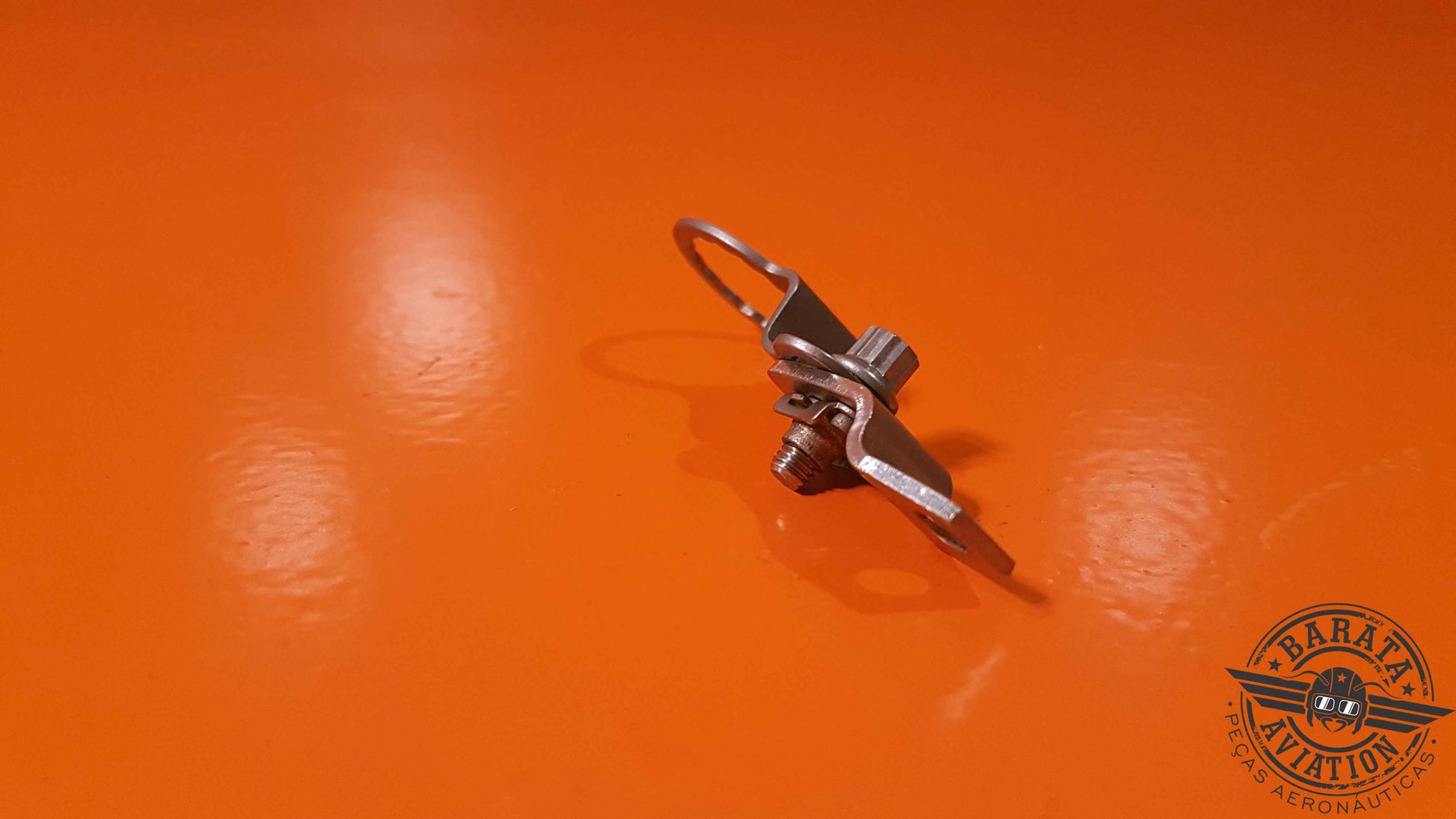 3052880-01   Pratt & Whitney Bracket Assy