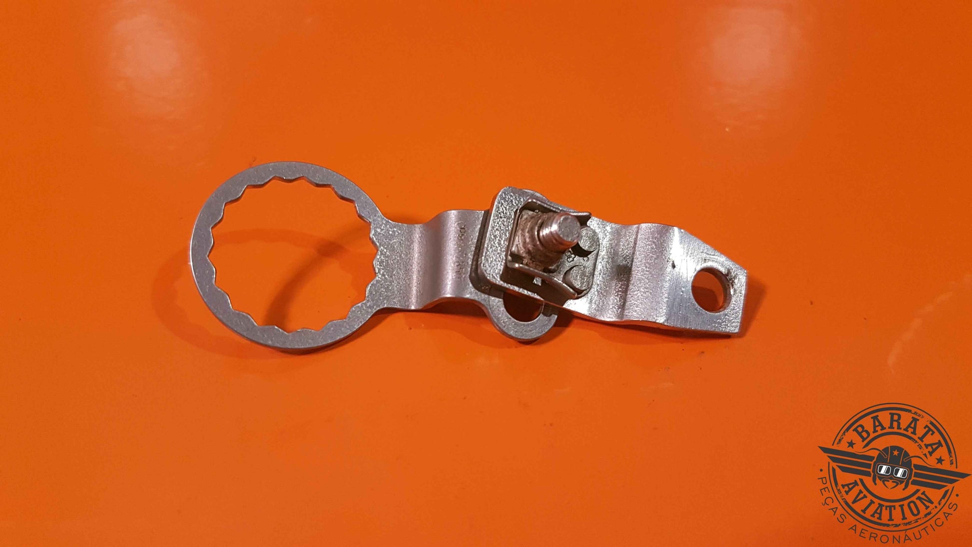 3052880-01   Pratt & Whitney Bracket Assy