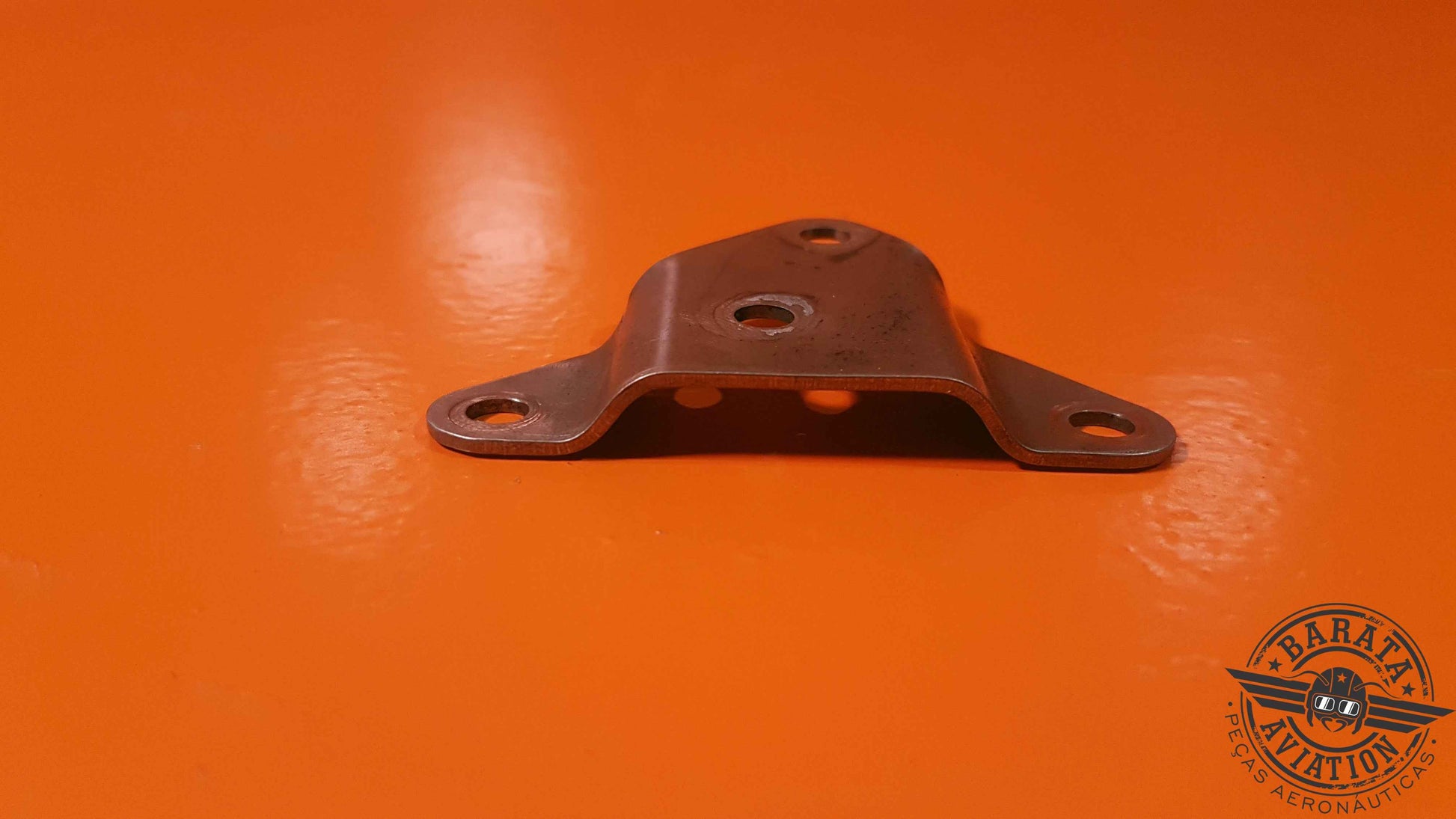 3043573-01  Pratt & Whitney Bracket