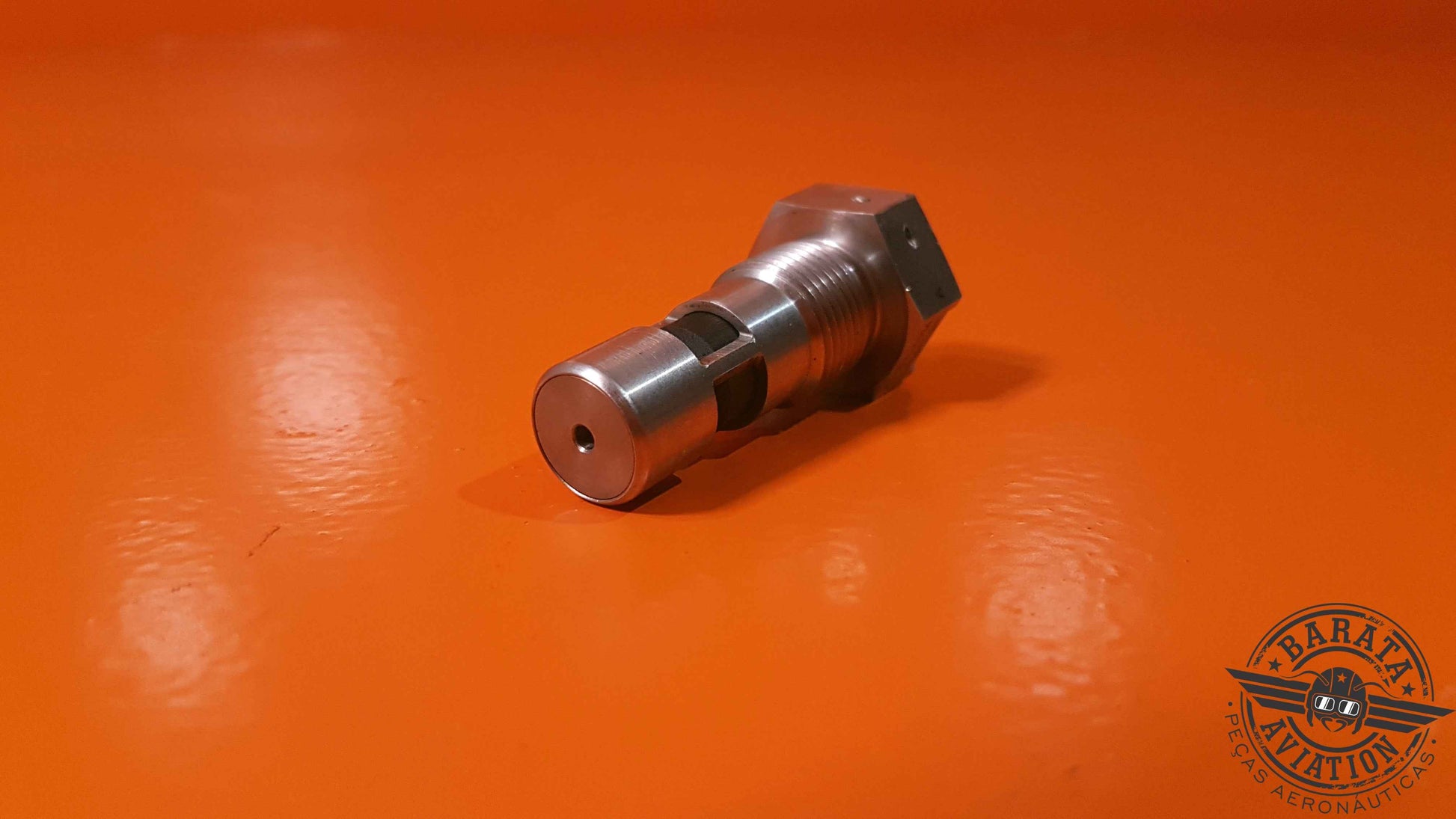 3045441-01 Pratt &  Whitney Valve, Chip Detector