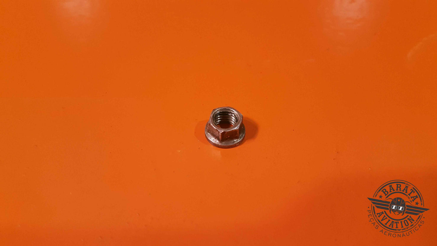 ST3245-10   Pratt & Whitney Nut W