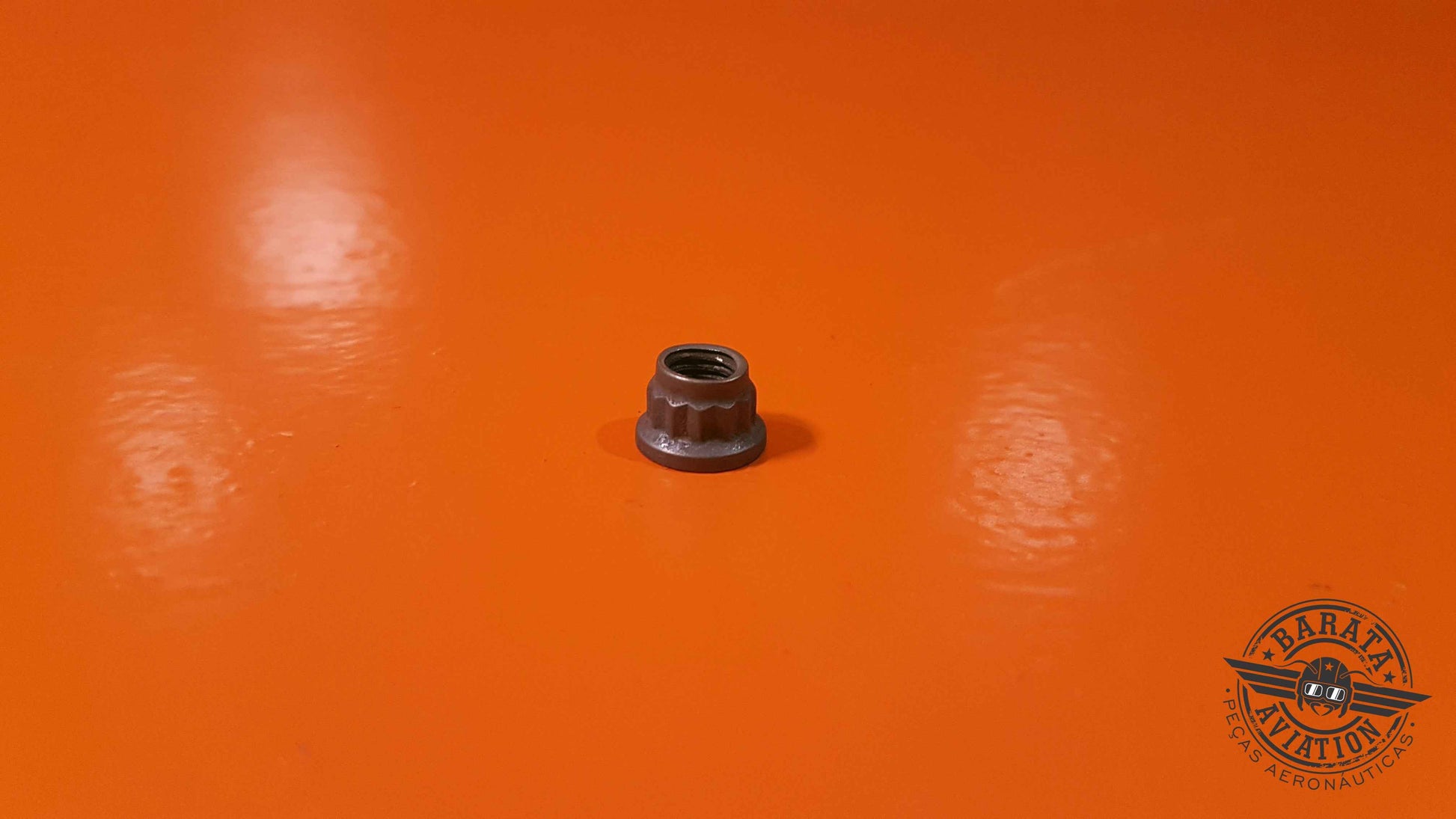 ST2119-10  Pratt & Whitney Nut