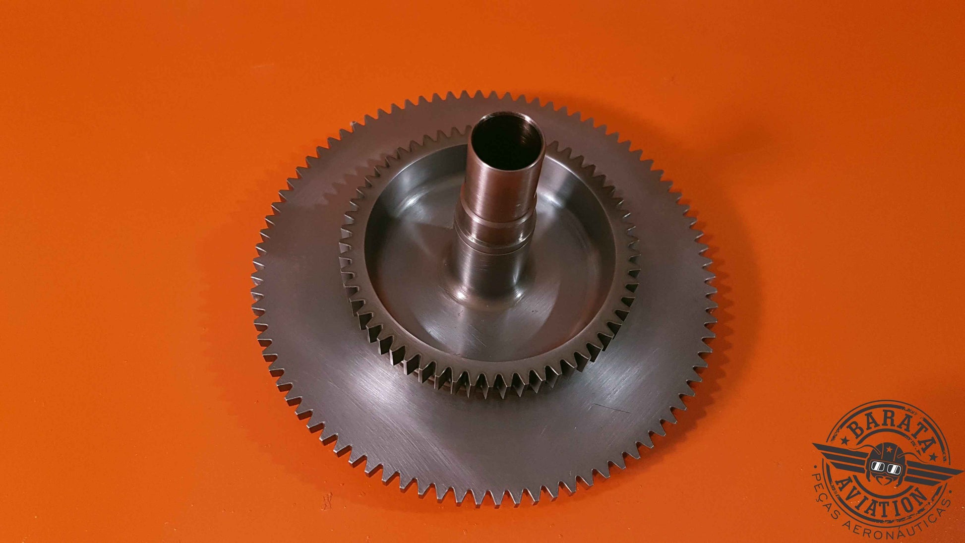 3058041-01  Pratt & Whitney Gearshaft