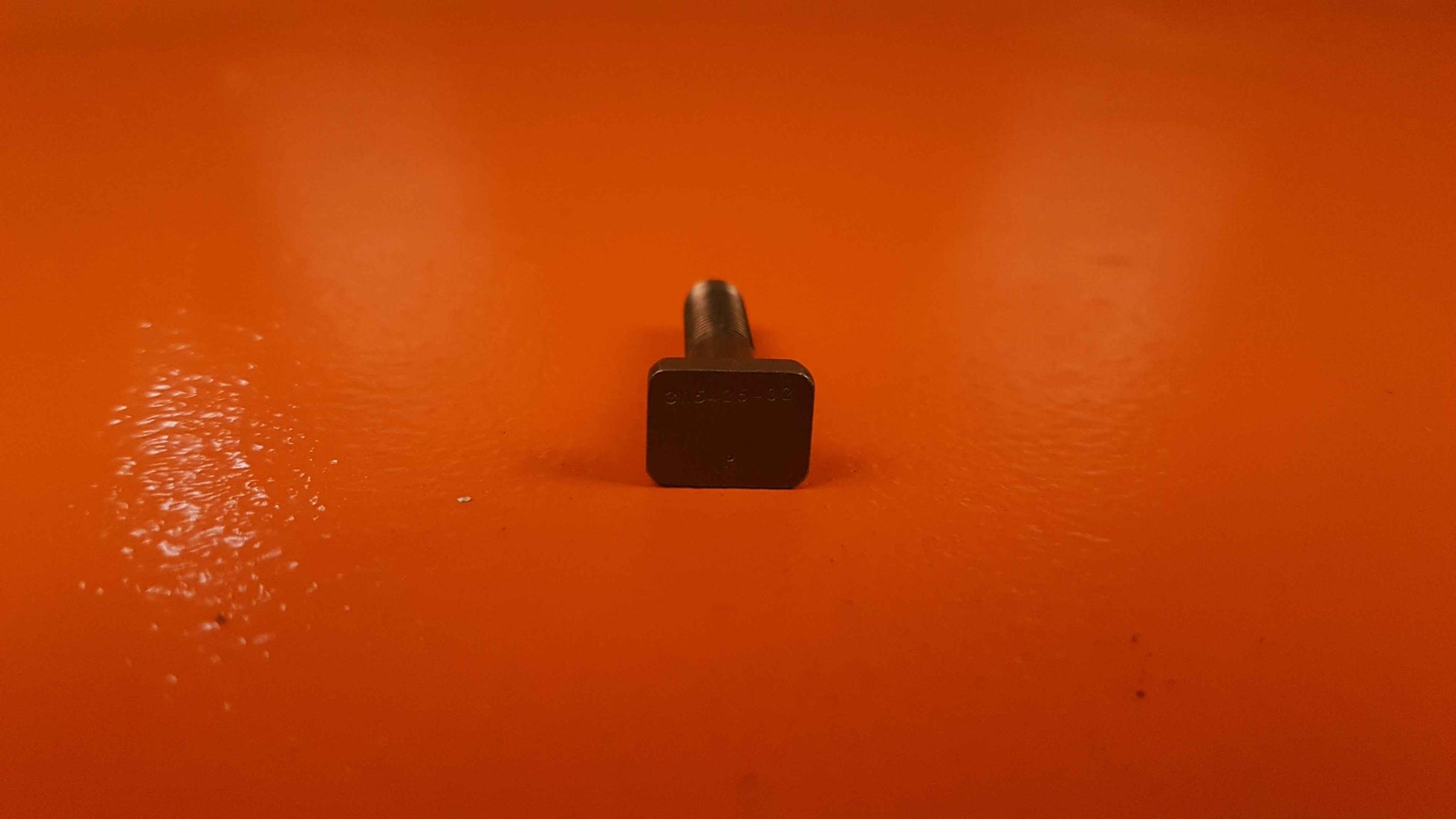 3115425-02 Pratt & Whitney Bolt Machine Tee