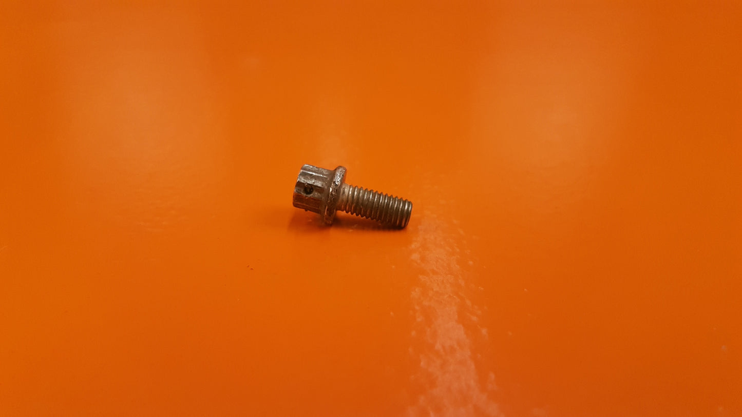 MS9574-05 Pratt & Whitney Bolt