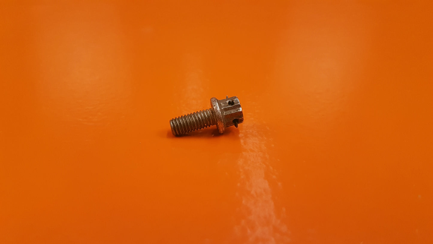 MS9574-05 Pratt & Whitney Bolt