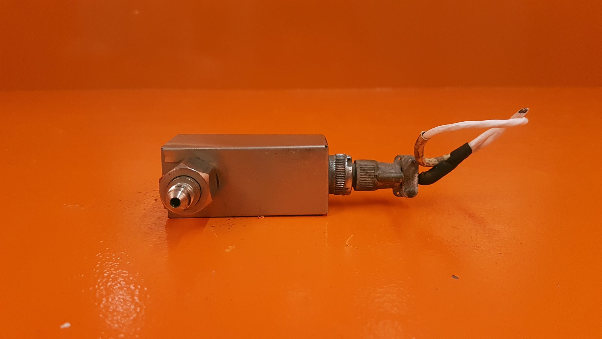 660526AS Shadin Avionics Fuel Flow Transducer - Rev D
