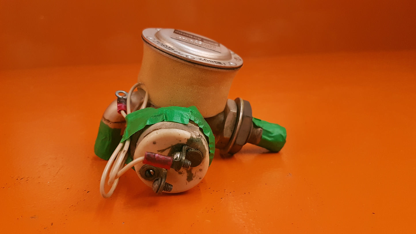 2H3-27 Airborne Vacuum Regulating Valve