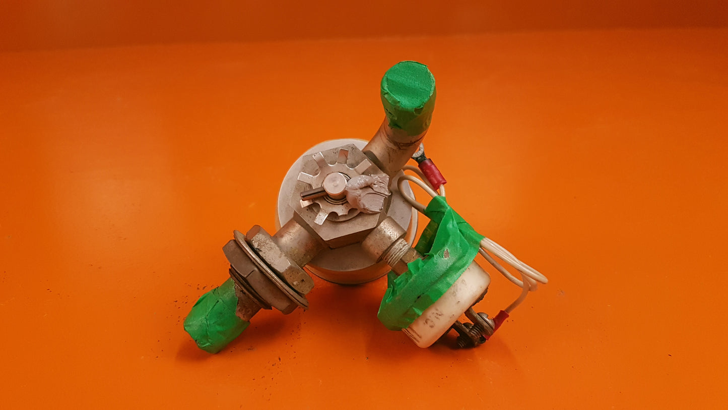 2H3-27 Airborne Vacuum Regulating Valve
