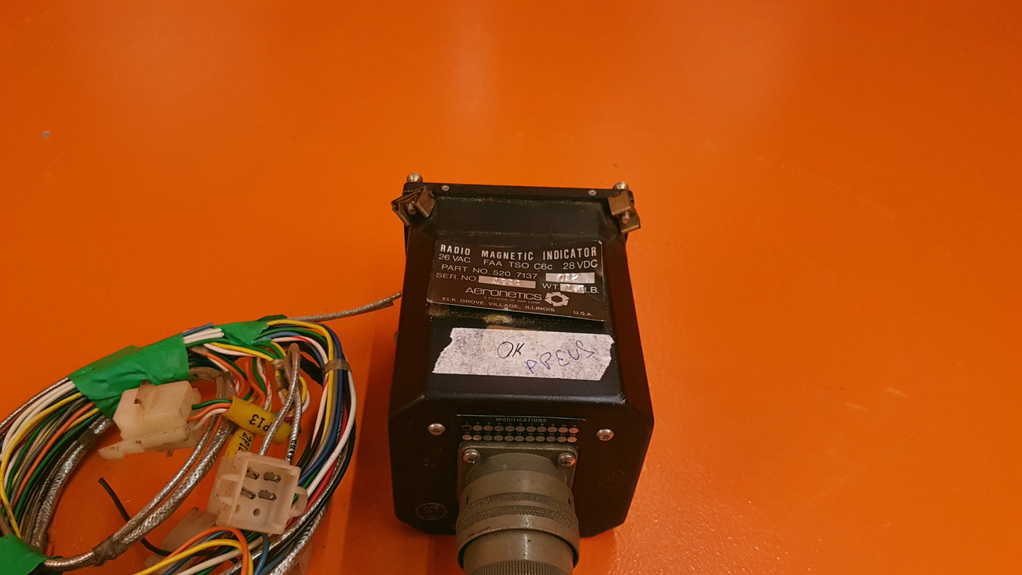 520-7137-012 Aeronetics Radio Magnetic Indicator Gauge