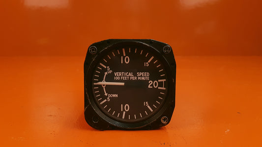 7000 United Vertical Speed Indicator