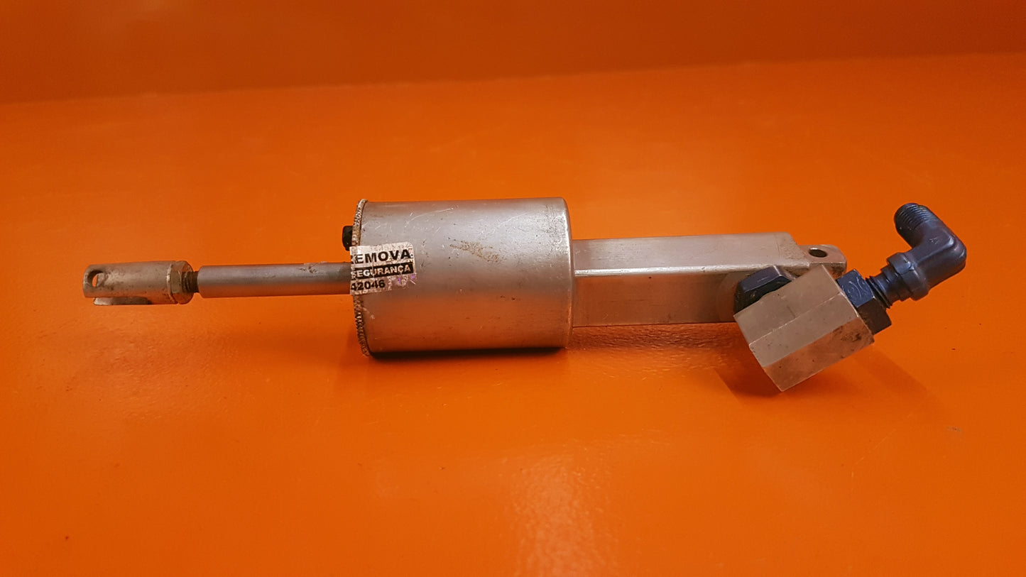 9882010-1 Brake Master Cylinder Assy