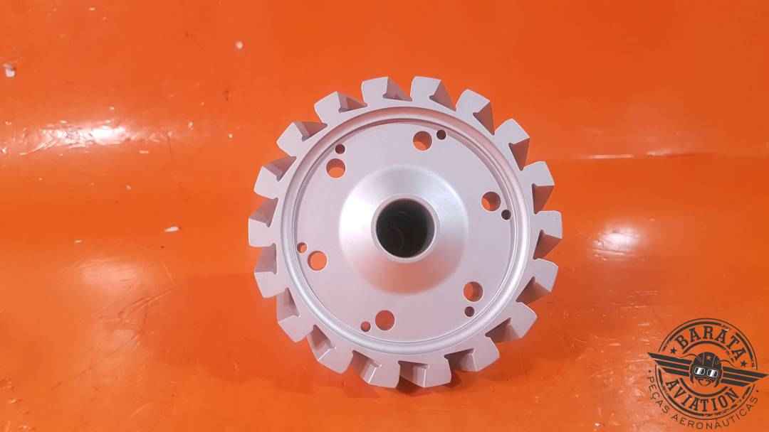 3021911 P&W R/H Compressor Hub Rear