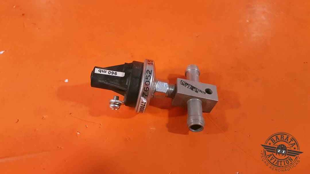 76052-15   Honeywell  Pressure Switch Assy