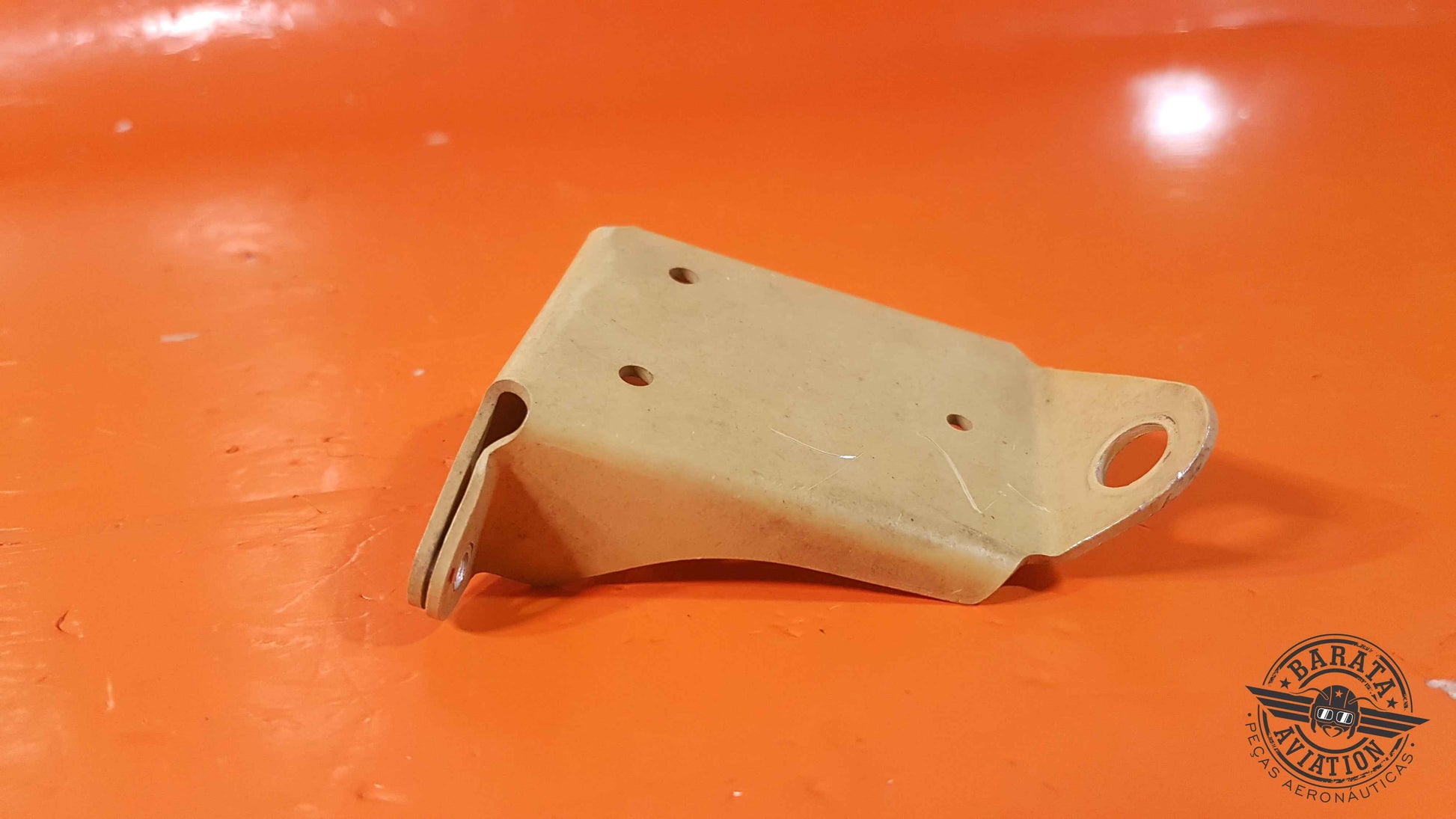 T700A7610058100  Bracket