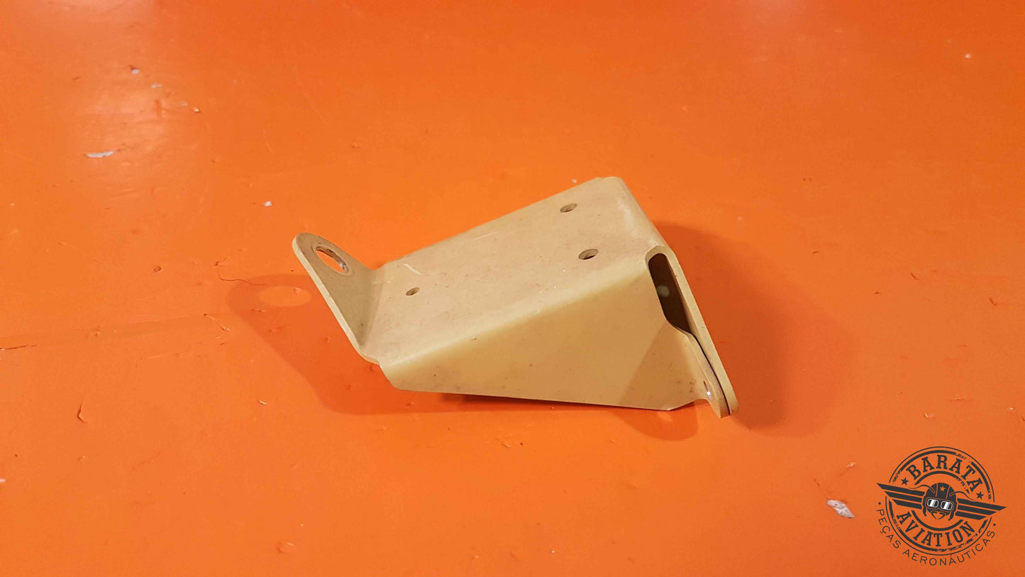 T700A7610058100  Bracket