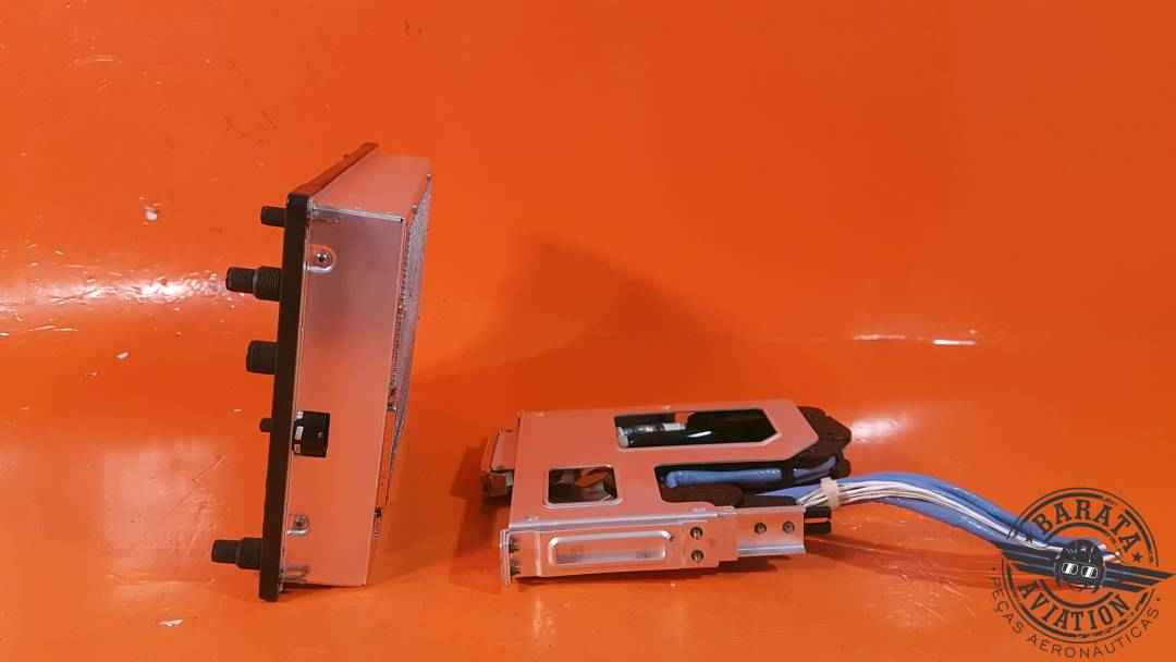 011-00916-10 Garmin GDU 1040A Display- w/ adapter and connector - 14/28 vdc 