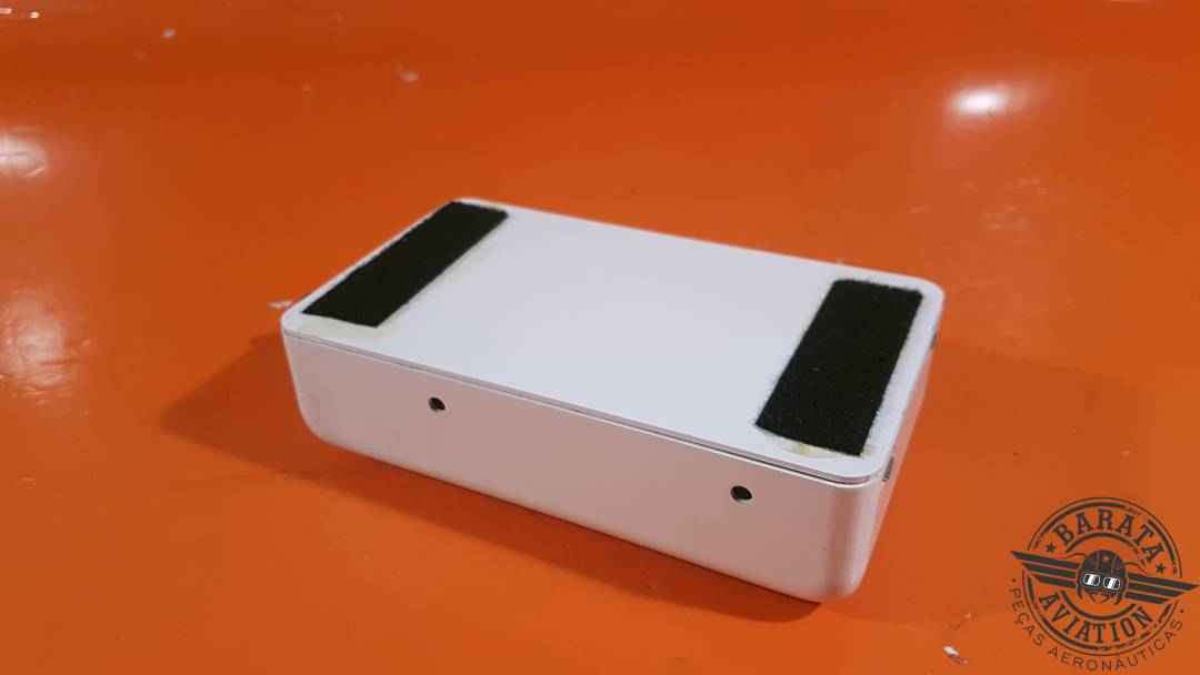 833-610-09 Avox Oxygen Mask Dispensing Container - Passenger