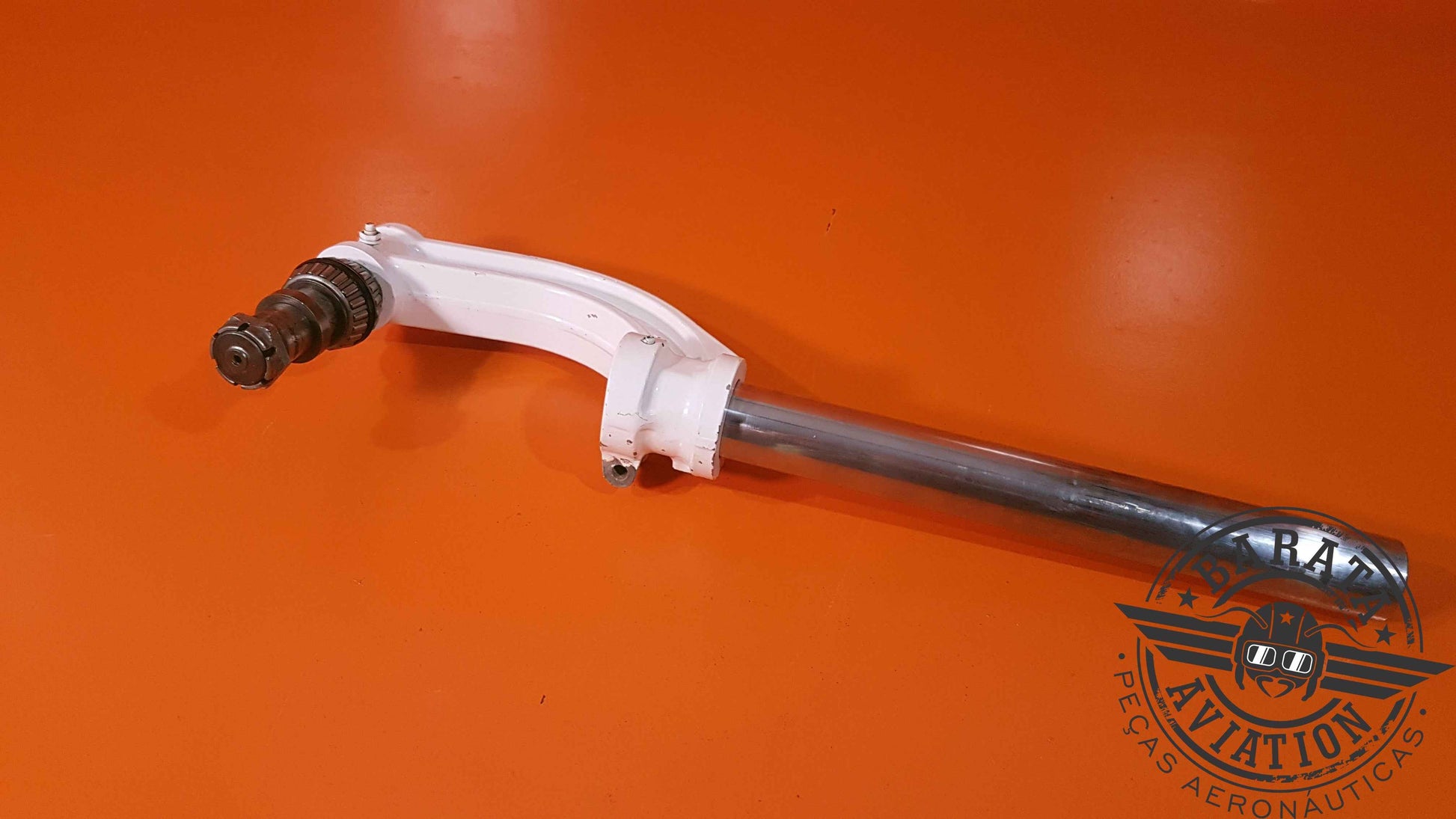 35-810169 Beechcraft Fork-Nose Gear Shock Absorber