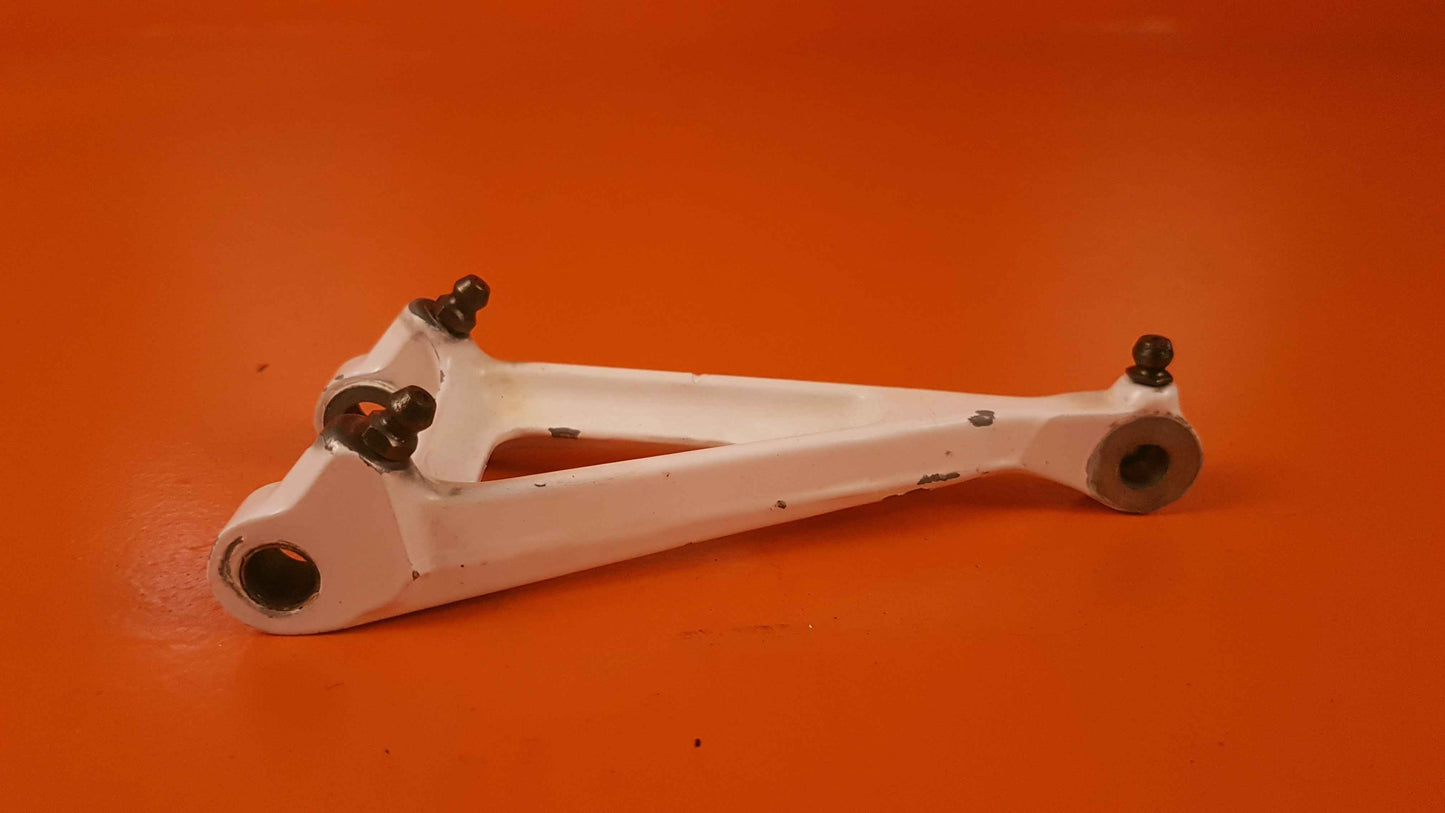 35-820107 Beech Knee Assy-Nose Shock