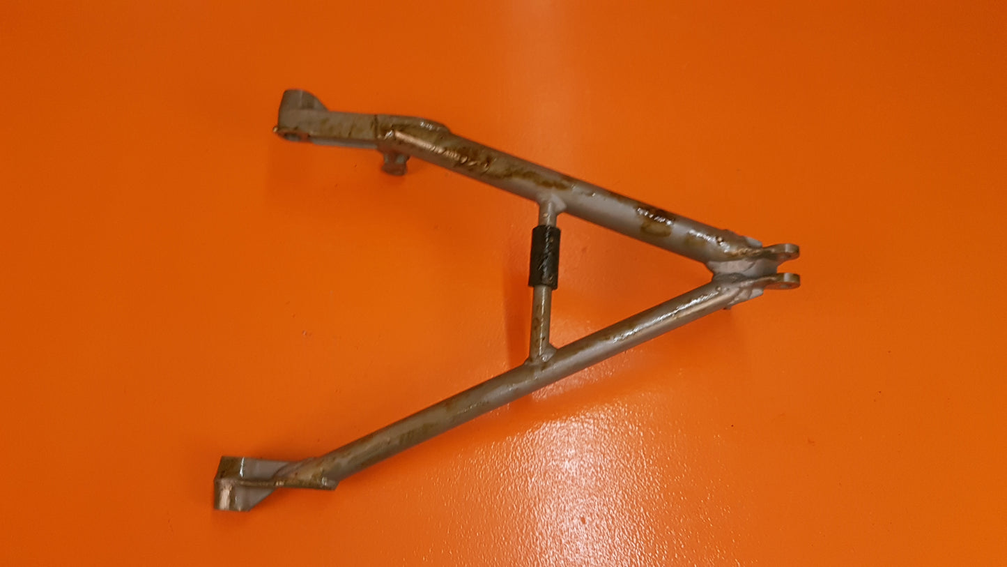 35-825072 Beech Nose Gear Brace Assembly