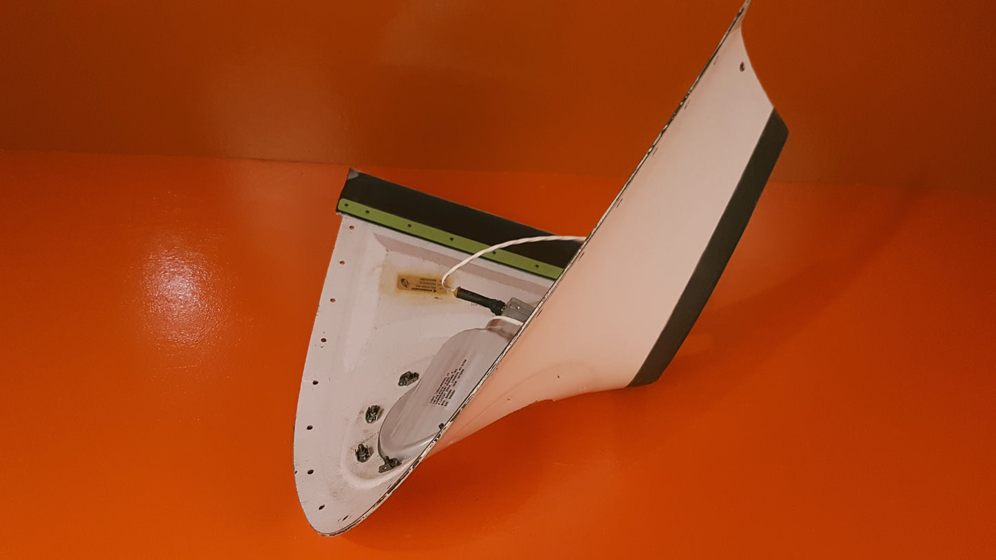 500-27505-403 Embraer Corner Assy Fairing