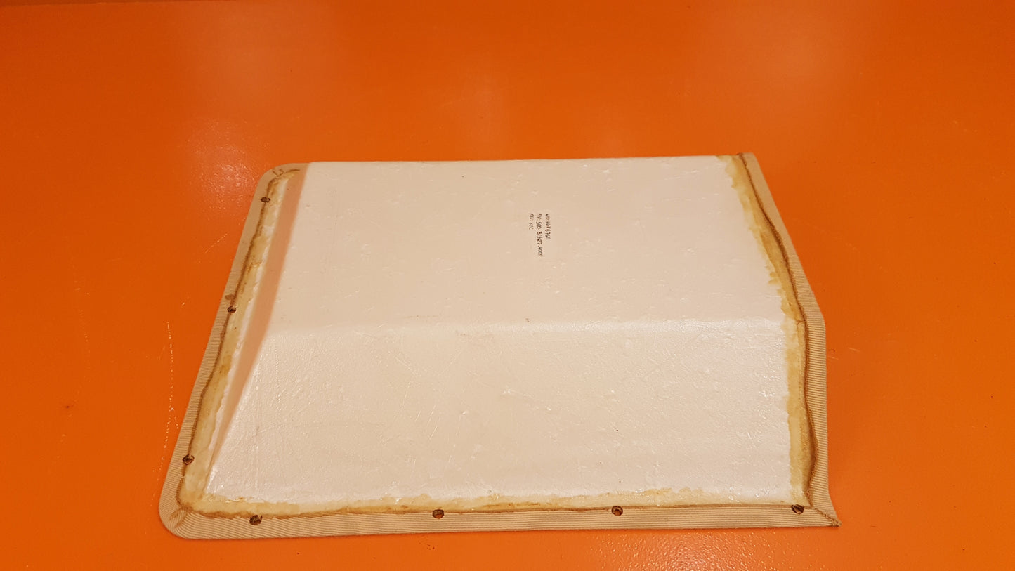 500-31527-4001 PHENOM 100 Ski Box
